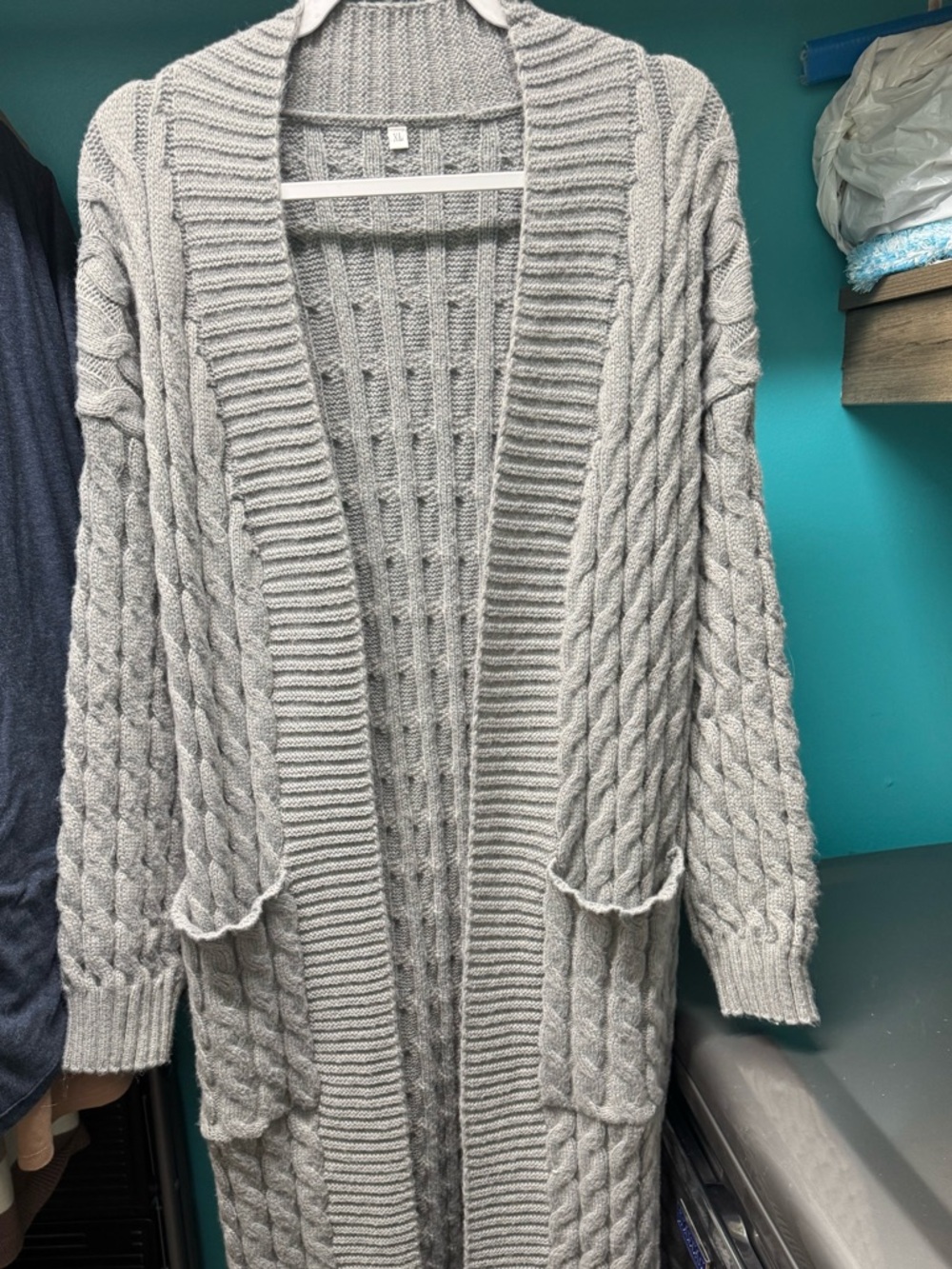 Cozy Women's Light Gray Cable Knit Open Cardigan